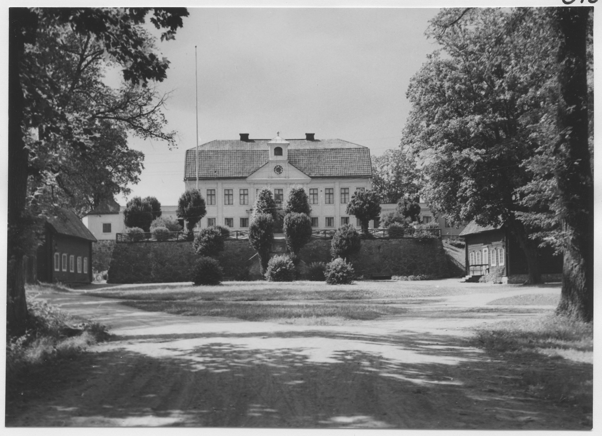 Mårten Sjöbeck, Fredriksbergs sätesgård