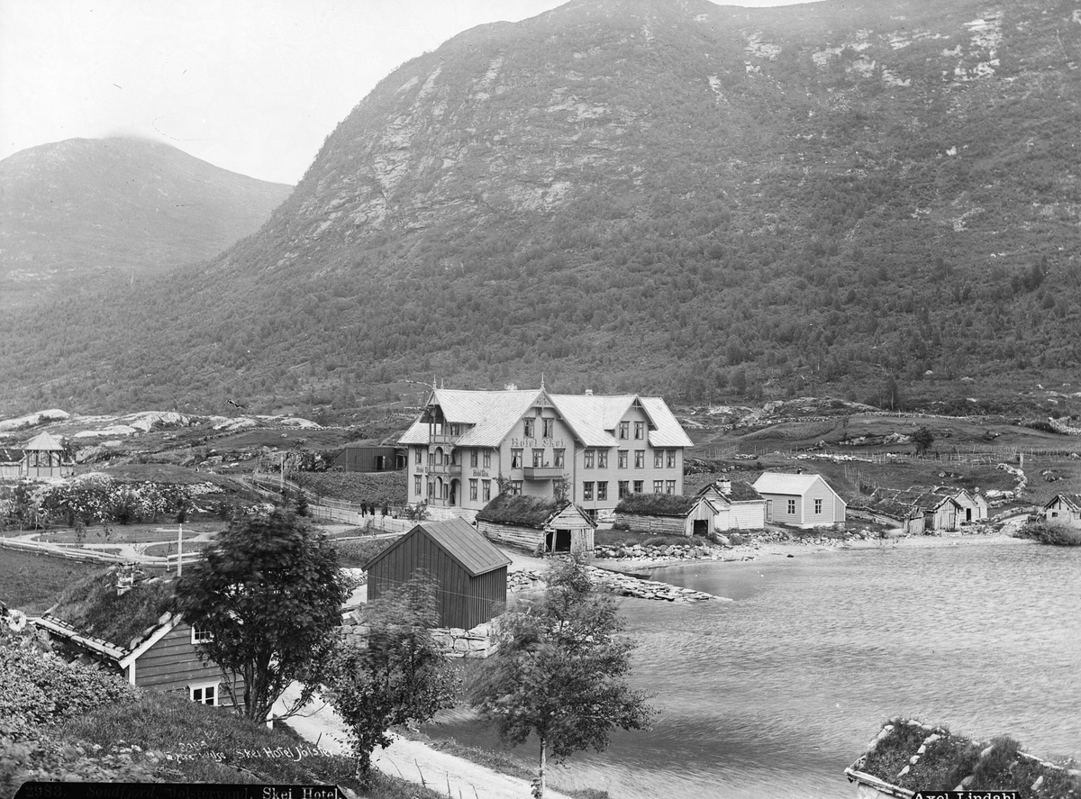 Axel Lindahl, Prot: Sønfjord Jølster Vand Skei Hotel