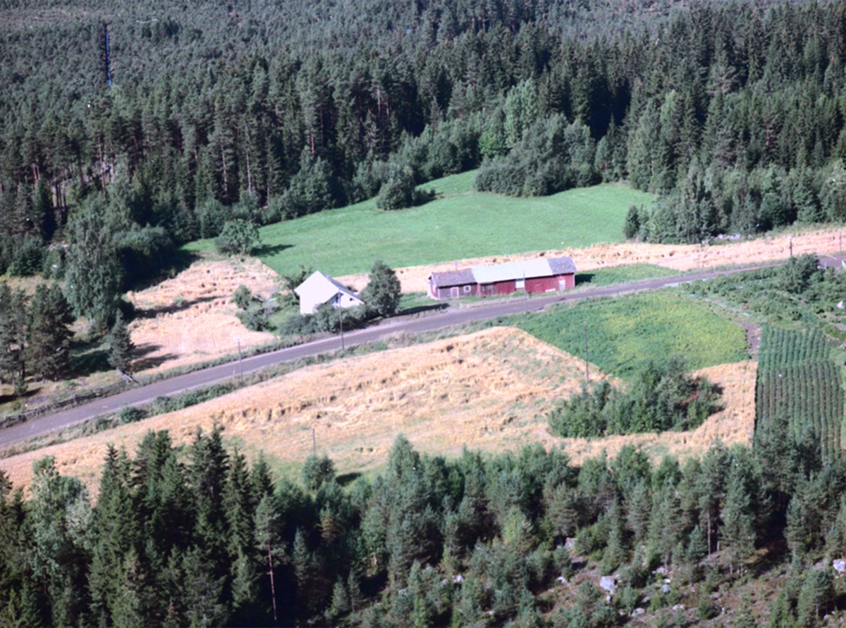 Widerøes Flyveselskap A/S, FLYFOTO MOSTUA VESTRE 316-3, VALLSET