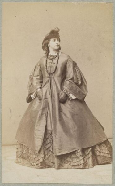 Unknown, Carte-de-visite photographs (480). Four photographs  are dry-mounted to each sheet (120).