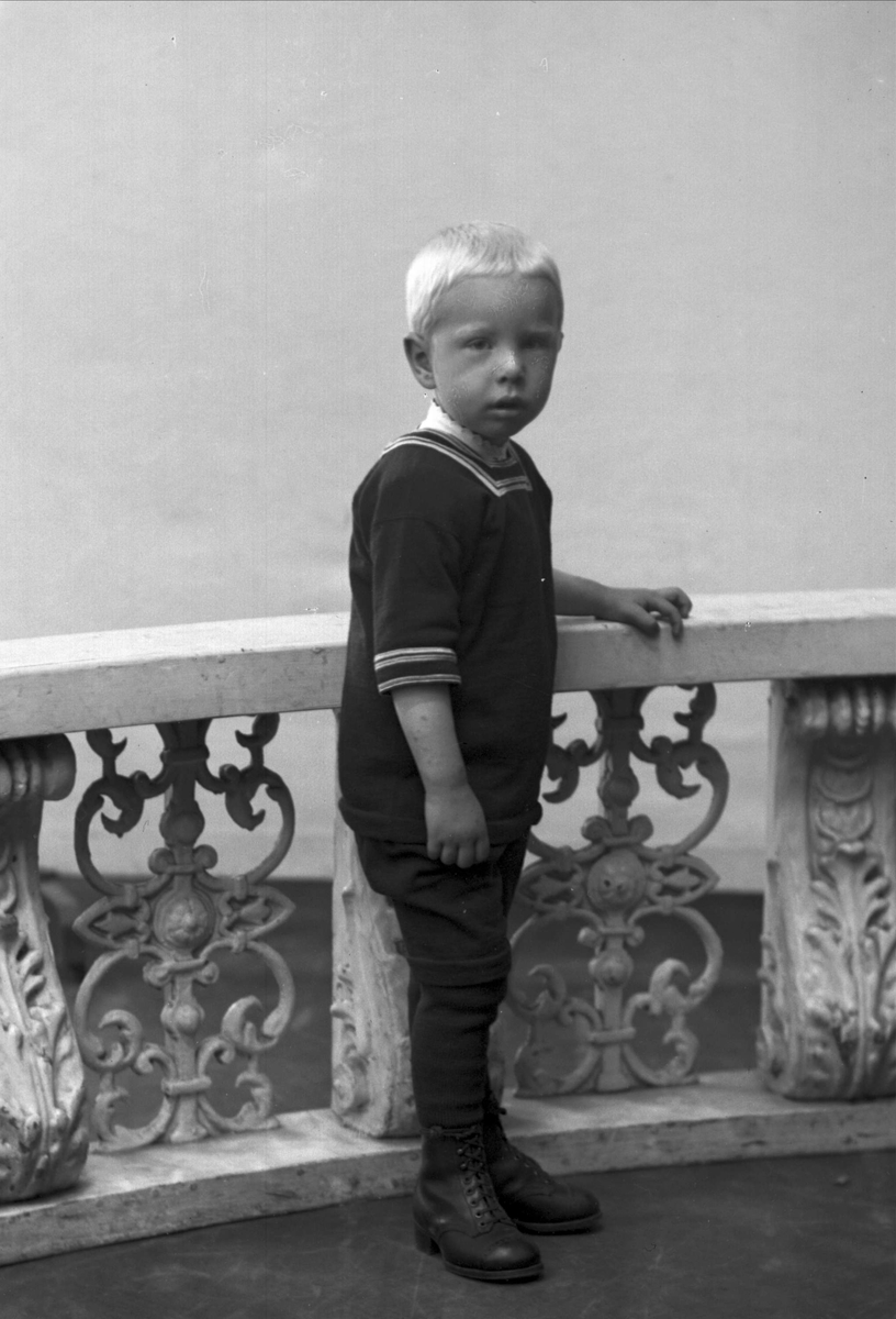 Gustav Borgen, NFB.44493