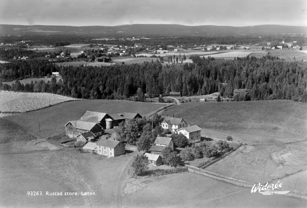 Widerøes Flyveselskap A/S, FLYFOTO RUSTAD STORE GARD