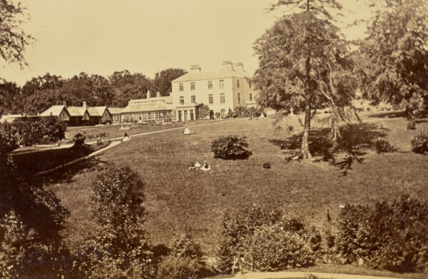 Unknown, [Country House with a Greenhouse and Lawn]