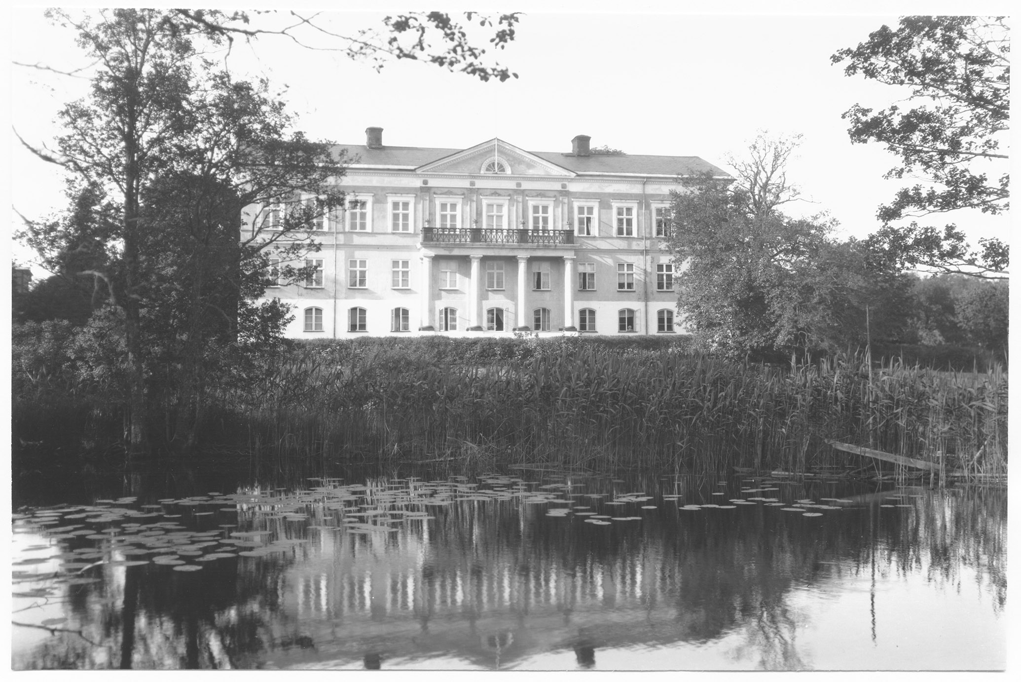 Mårten Sjöbeck, Huseby herrgård