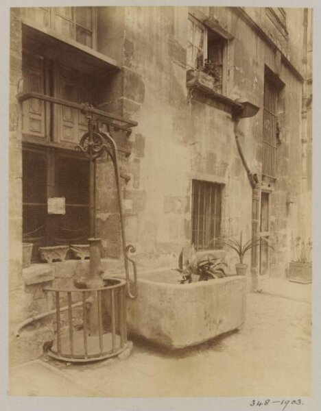 Atget, Jean-Eugène-Auguste, Hotel de Charron, Paris, France