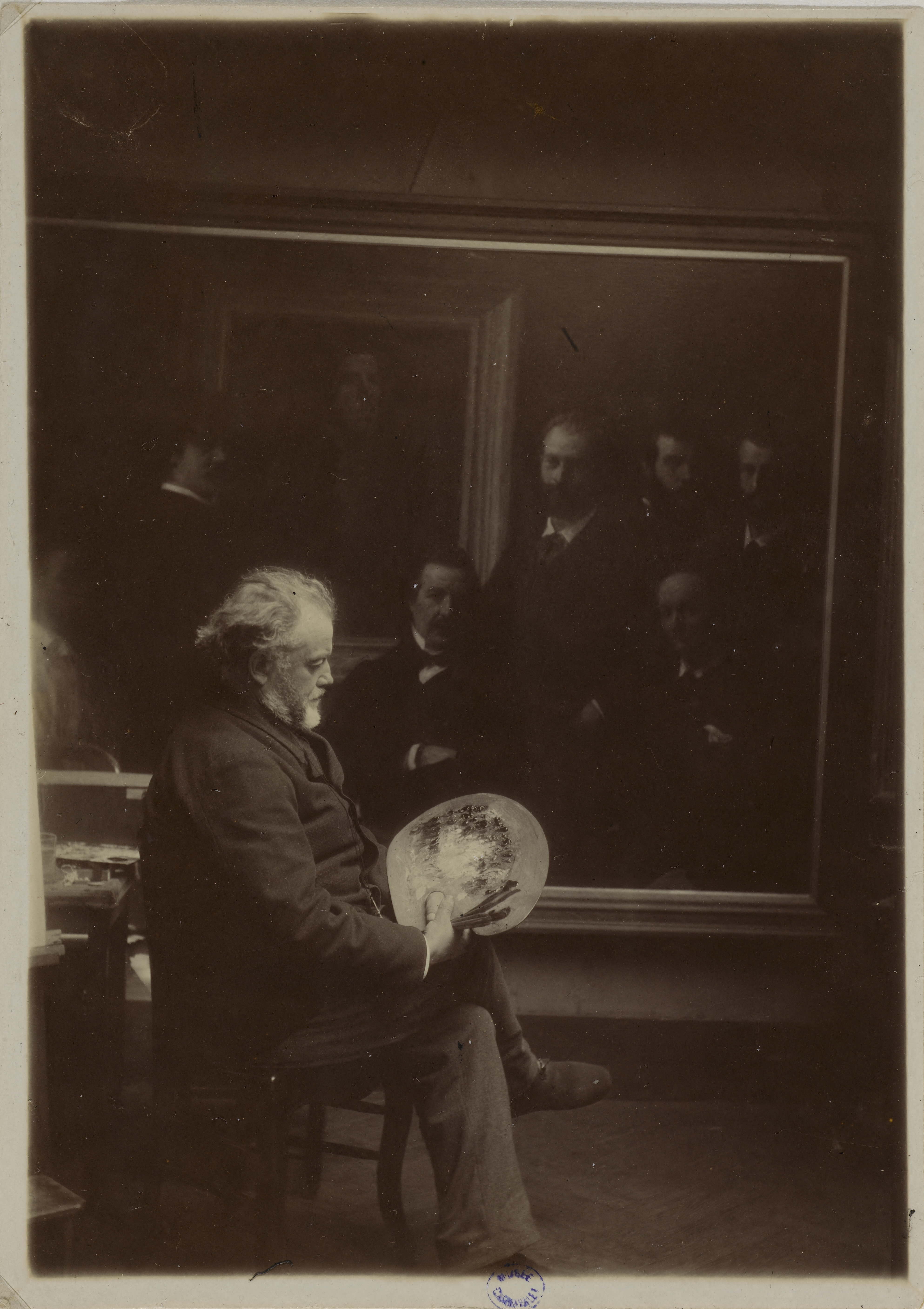 Anonyme, Portrait de Fantin-Latour devant sa palette, assis dans son atelier