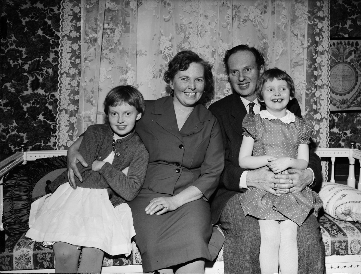 Skötsner-Edhlund, Familjen Jonsson, Assjö, Uppland