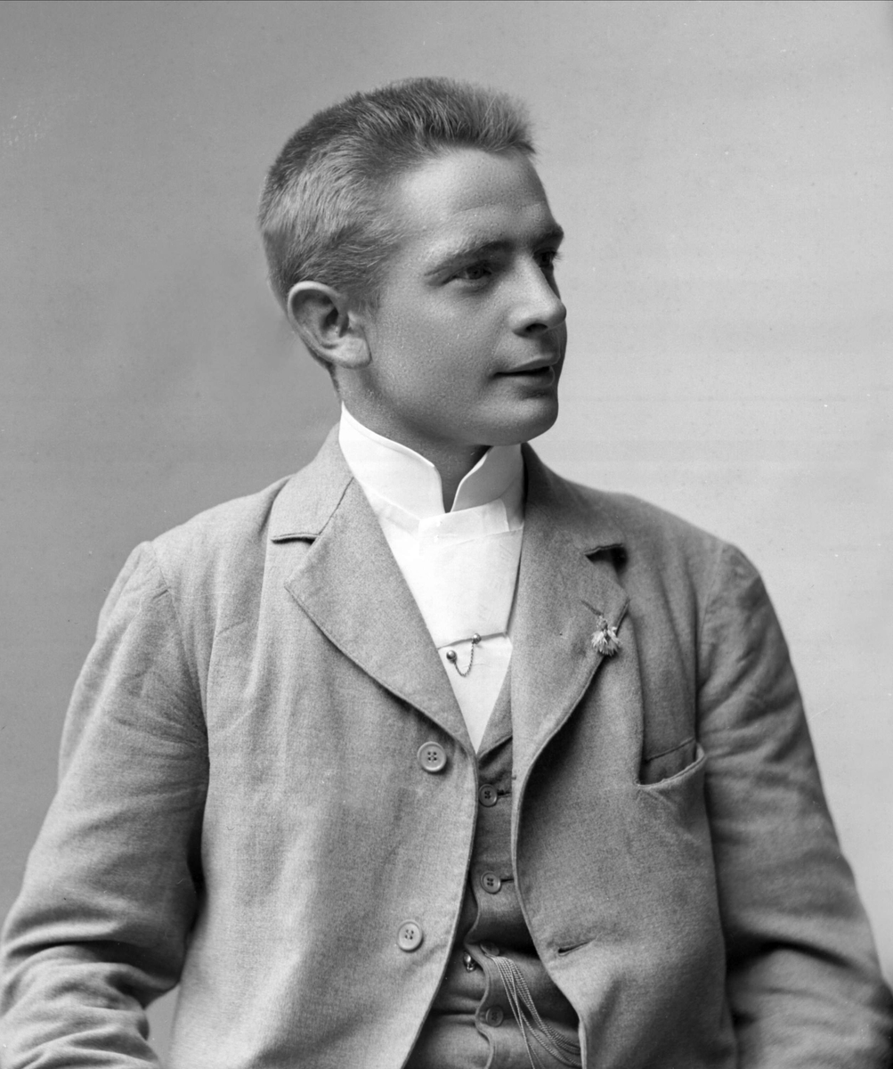 Gustav Borgen, NFB.30274