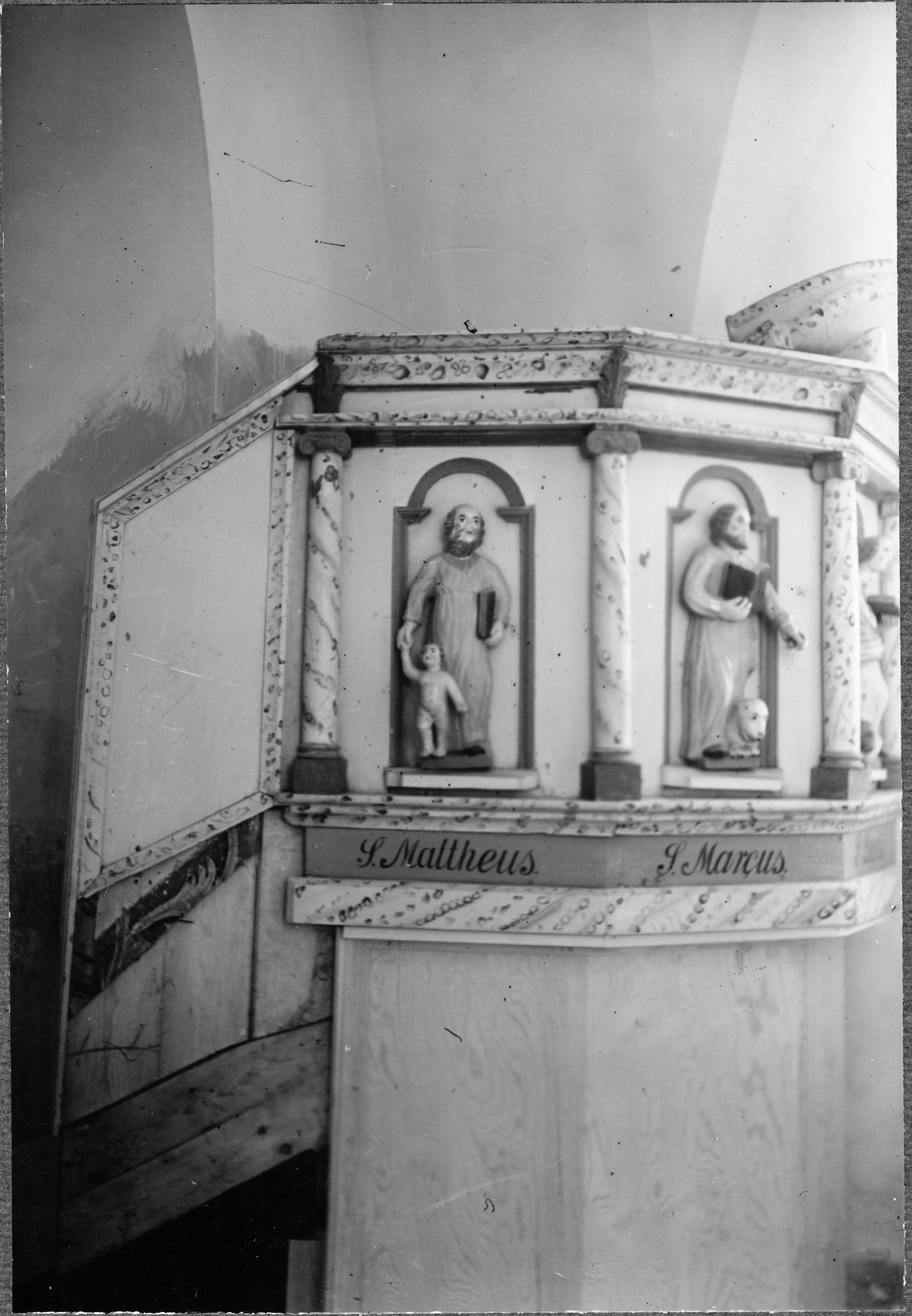 Olle Hellström, Högstena kyrka