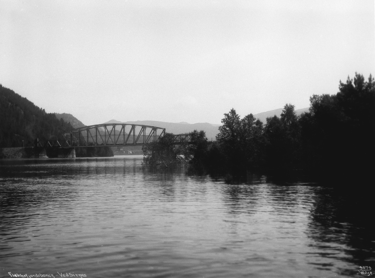 Anders Beer Wilse, Prot: Langs Lundevannet ved Sirneselven 1908