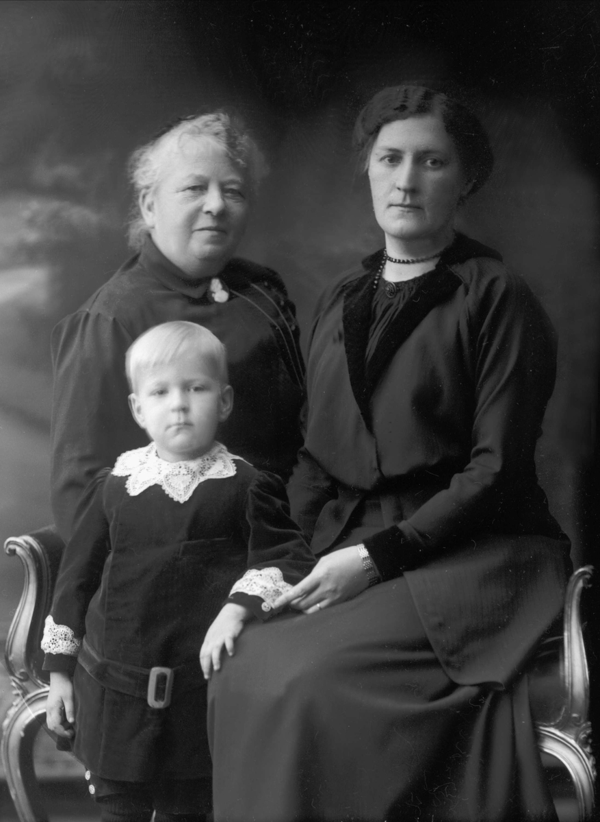 Gustav Borgen, NFB.39922