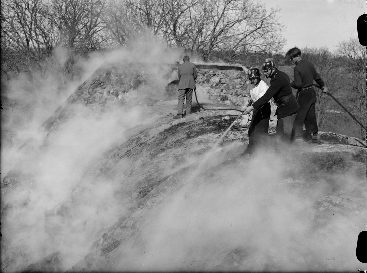 Paul Sandberg, Brand i Bälinge kyrka, Uppland 1941