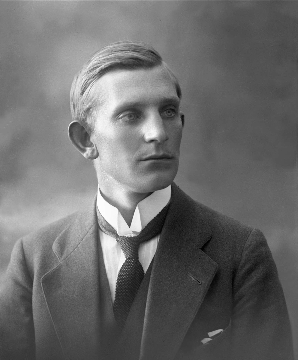 Gustav Borgen, NFB.52326