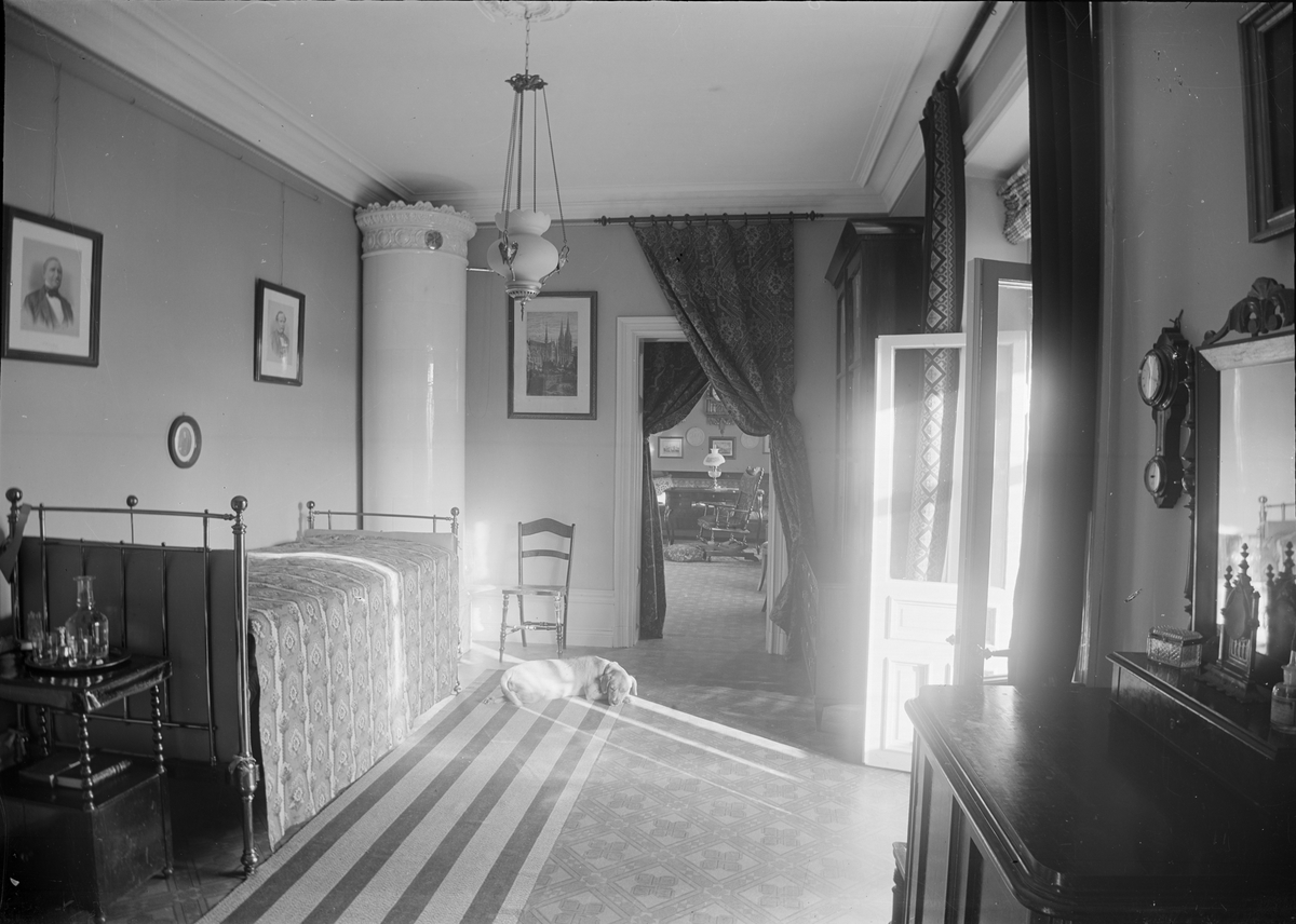 Henri Osti's Fotografiateliér, Bagarmästare Carl Åbergs hem, Övre Slottsgatan 12, Uppsala före 1914