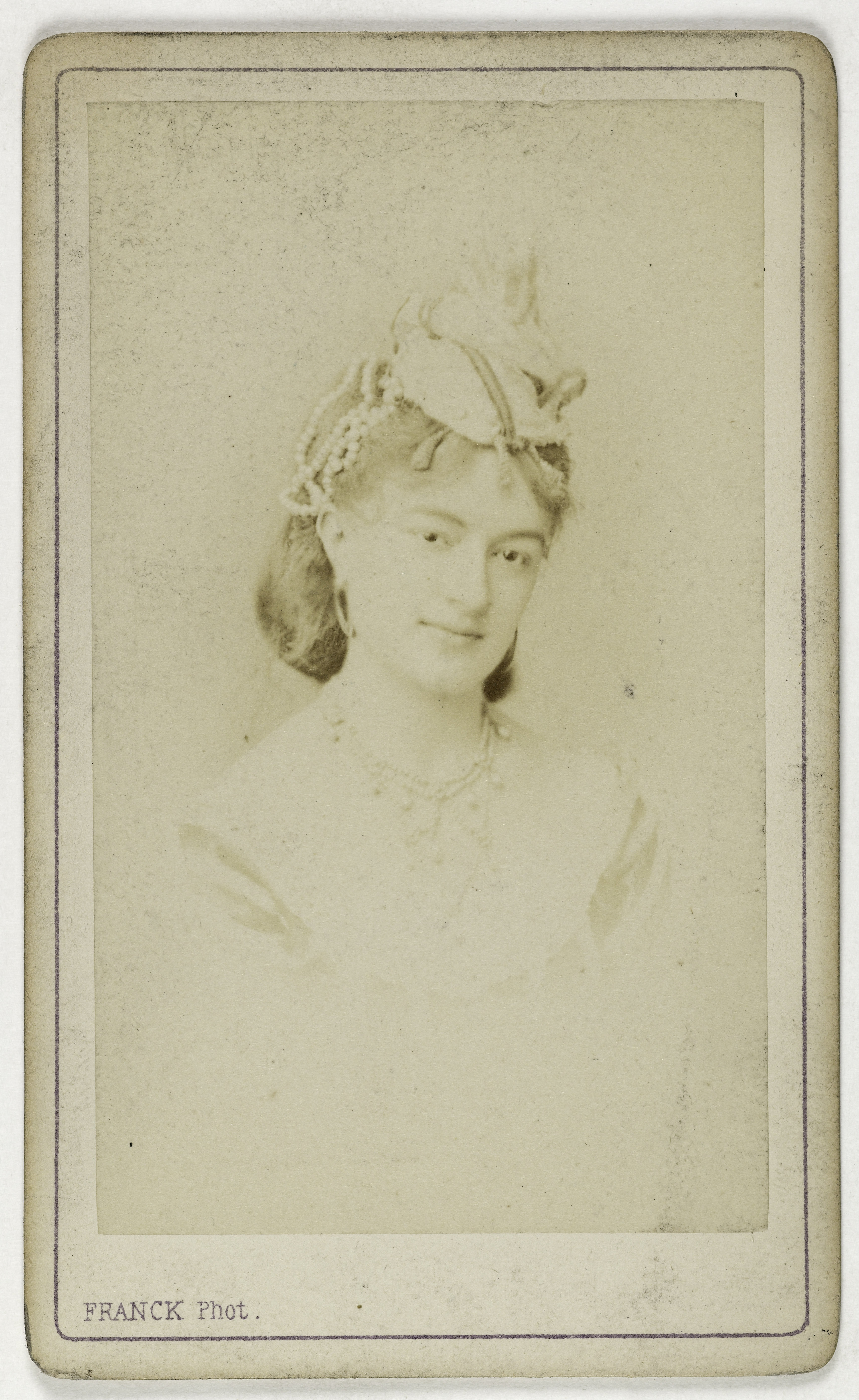 Franck, Portrait de Clarisse Hennecart, (actrice au Théâtre Lyrique)