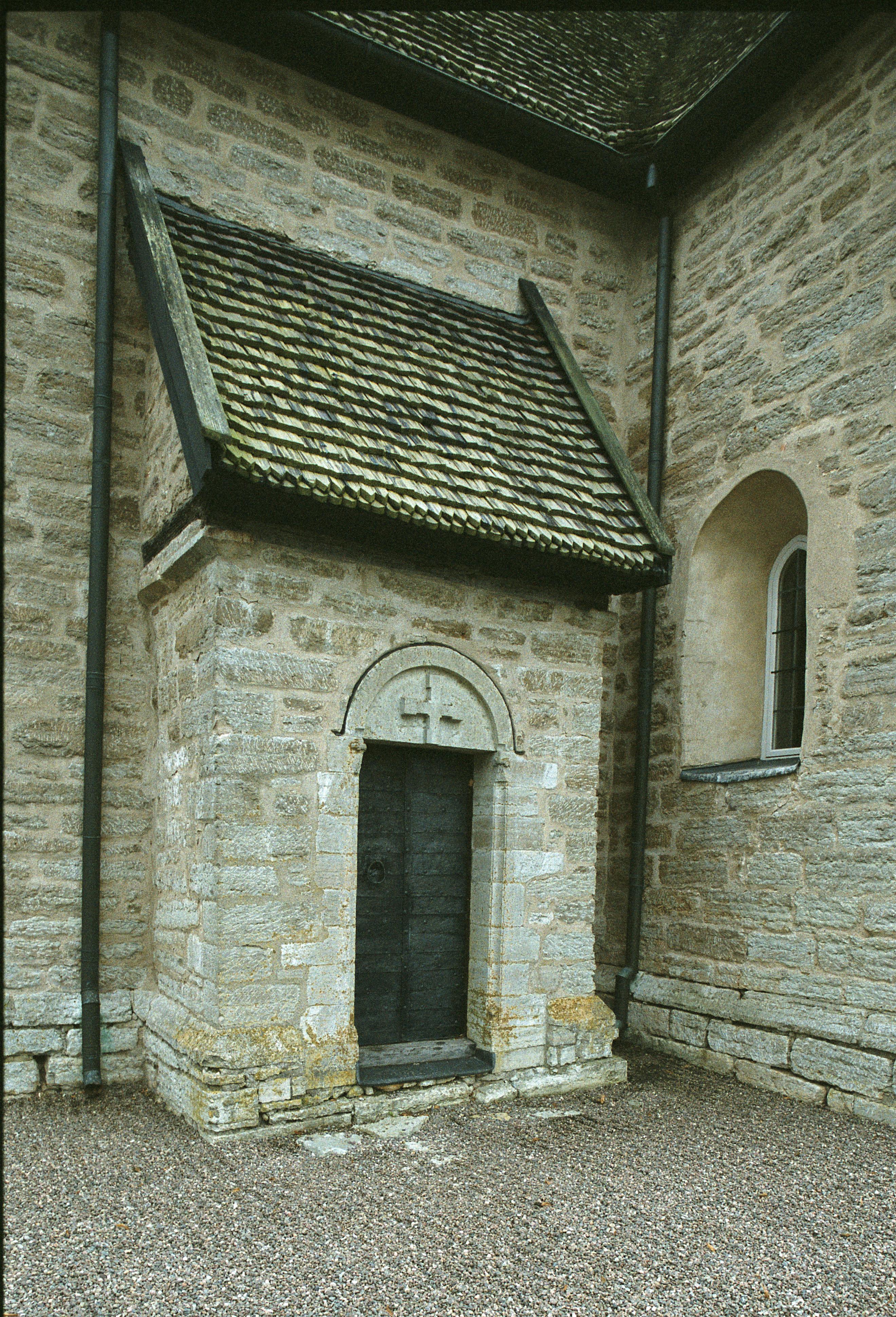 Bengt A Lundberg, Rogslösa kyrka