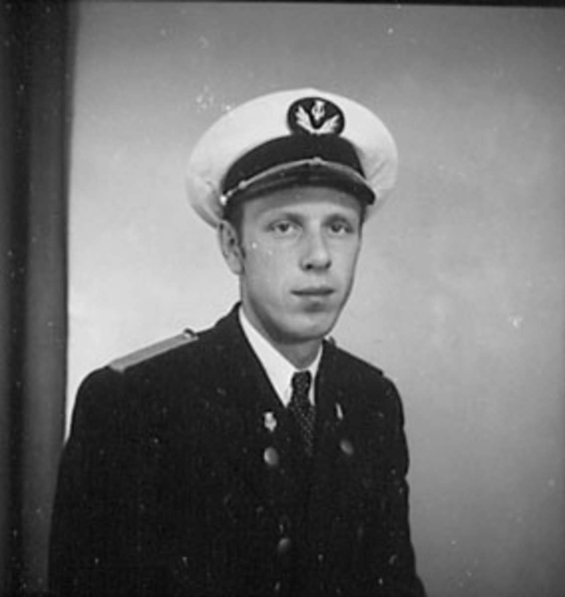 Anno Domkirkeodden, PORTRETT: HÅKON BØ, MUSIKKUNIFORM