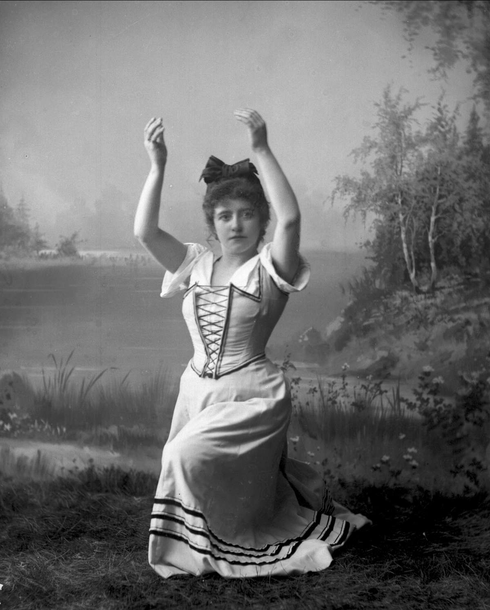 Gustav Borgen, Portrett, sopran Ina Madsen i operaen "Carmen".