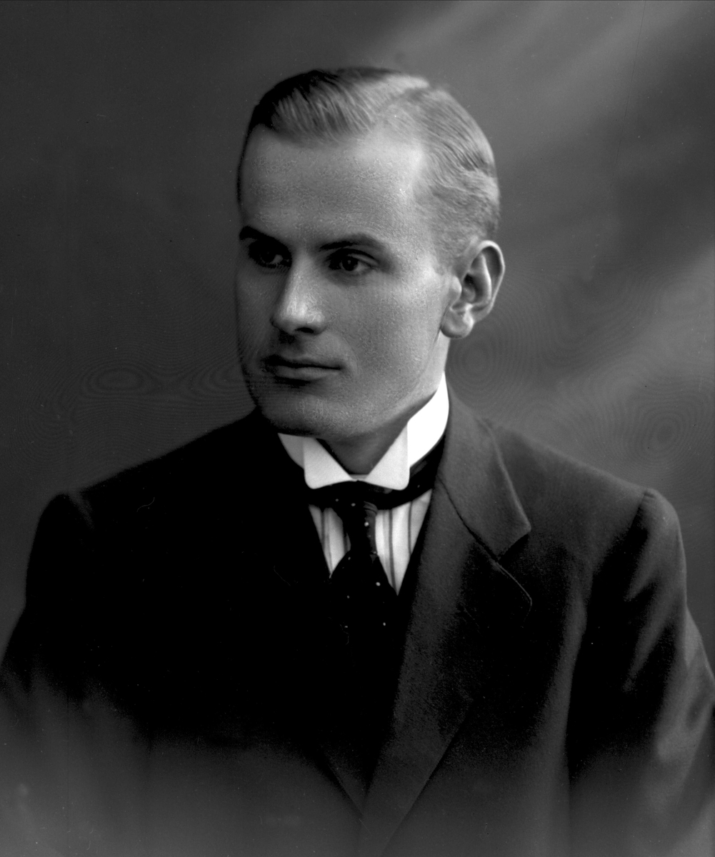 Gustav Borgen, NFB.30953