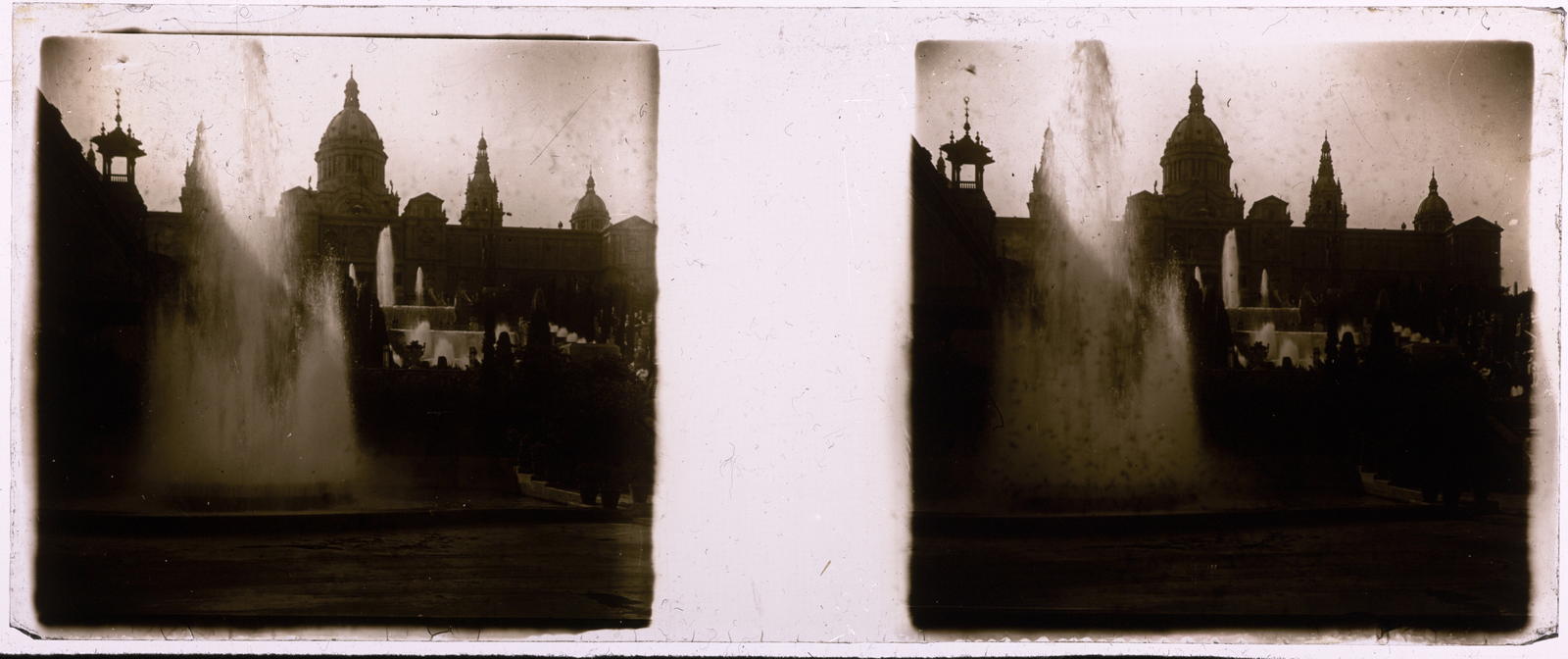 Desconegut, [Sources and palace of Montjuïc]