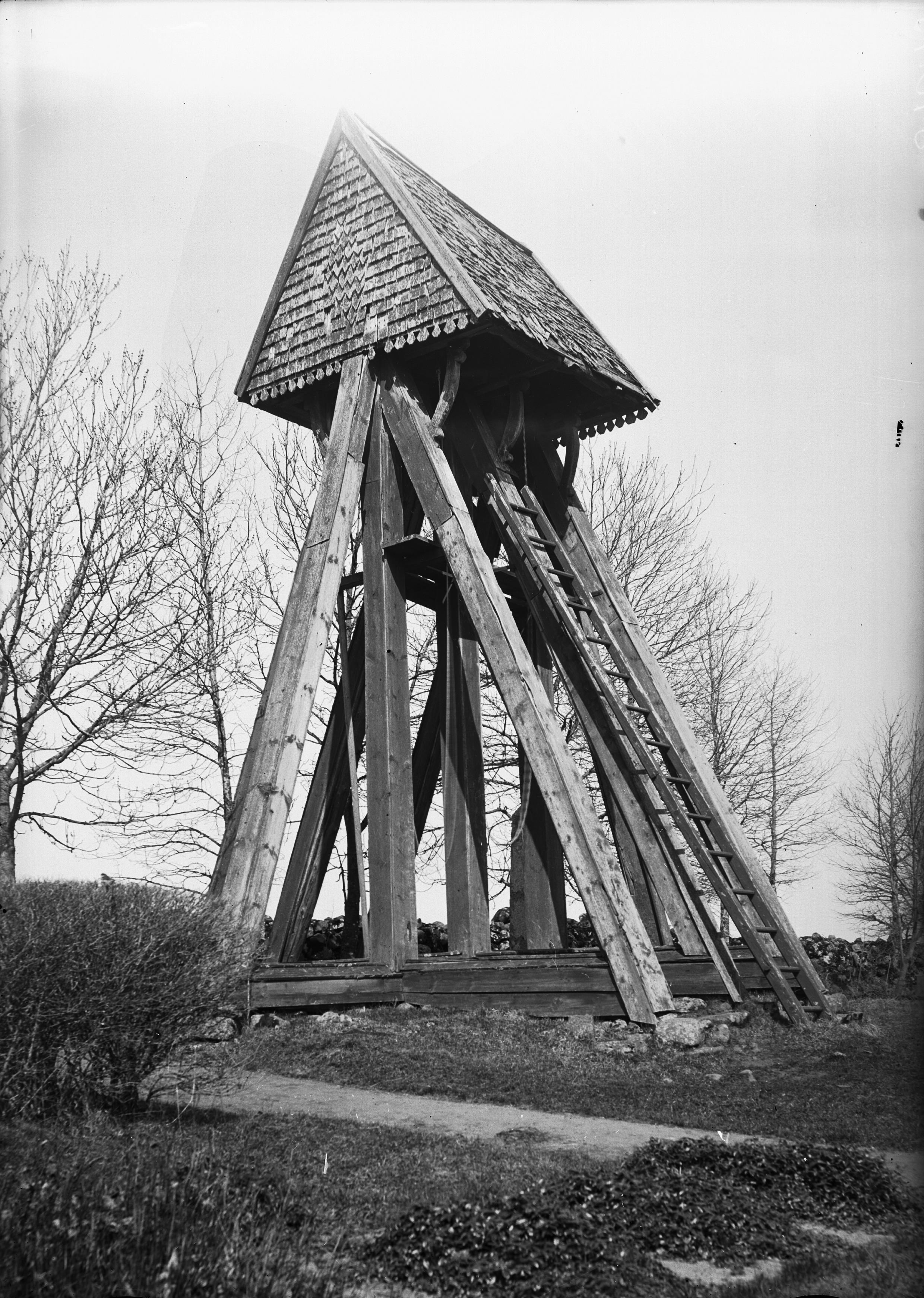 Anders Roland, Göteve kyrka