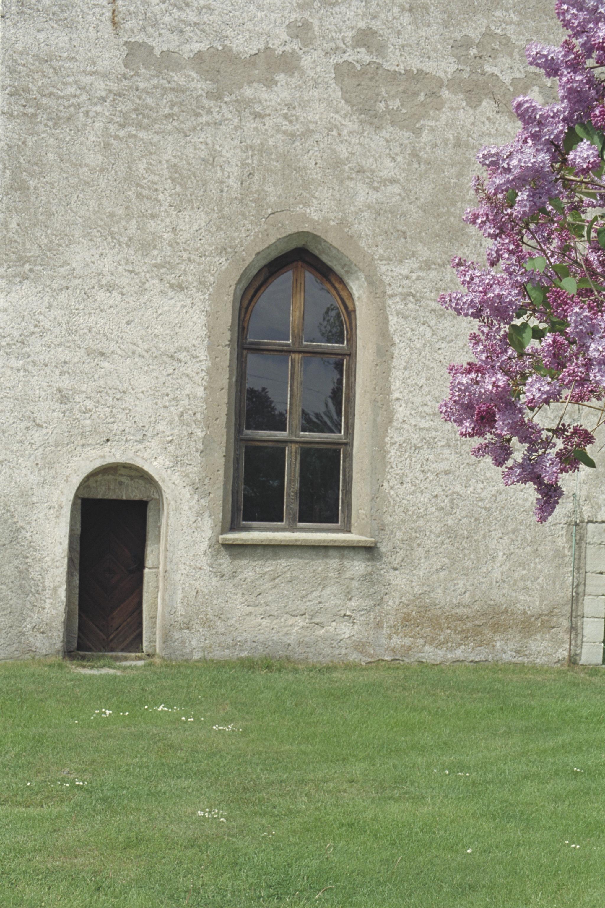 Bengt A Lundberg, Källa gamla kyrka
