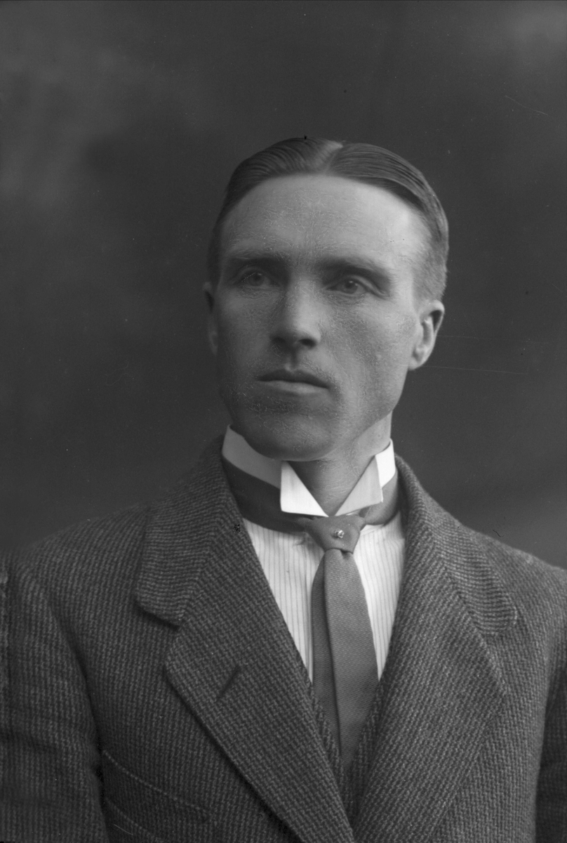 Gustav Borgen, NFB.20587