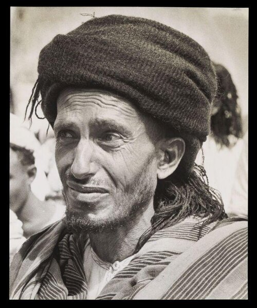 Hardy, Bert, A window onto the Yemen