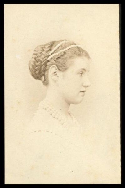 London Stereoscopic and Photographic Company, Guy Little Theatrical Photograph