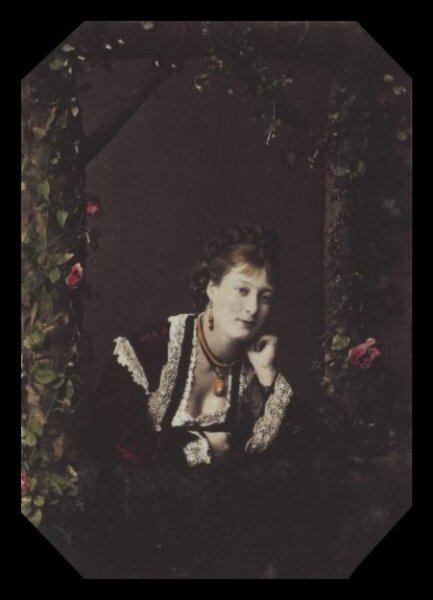 London Stereoscopic and Photographic Company, Guy Little Theatrical Photograph