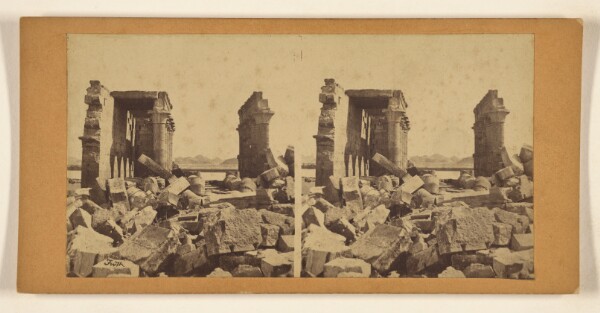 Francis Frith, [The Temple at Maharraka]