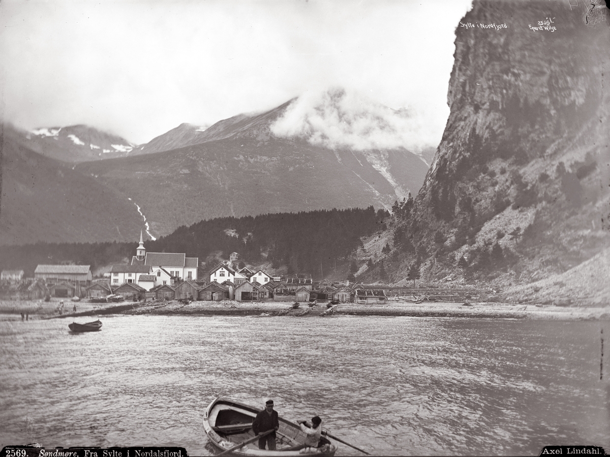 Axel Lindahl, Prot: Søndmøre Fra Sylte i Nordalsfjord