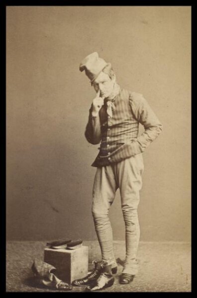 London Stereoscopic and Photographic Company, Guy Little Theatrical Photograph