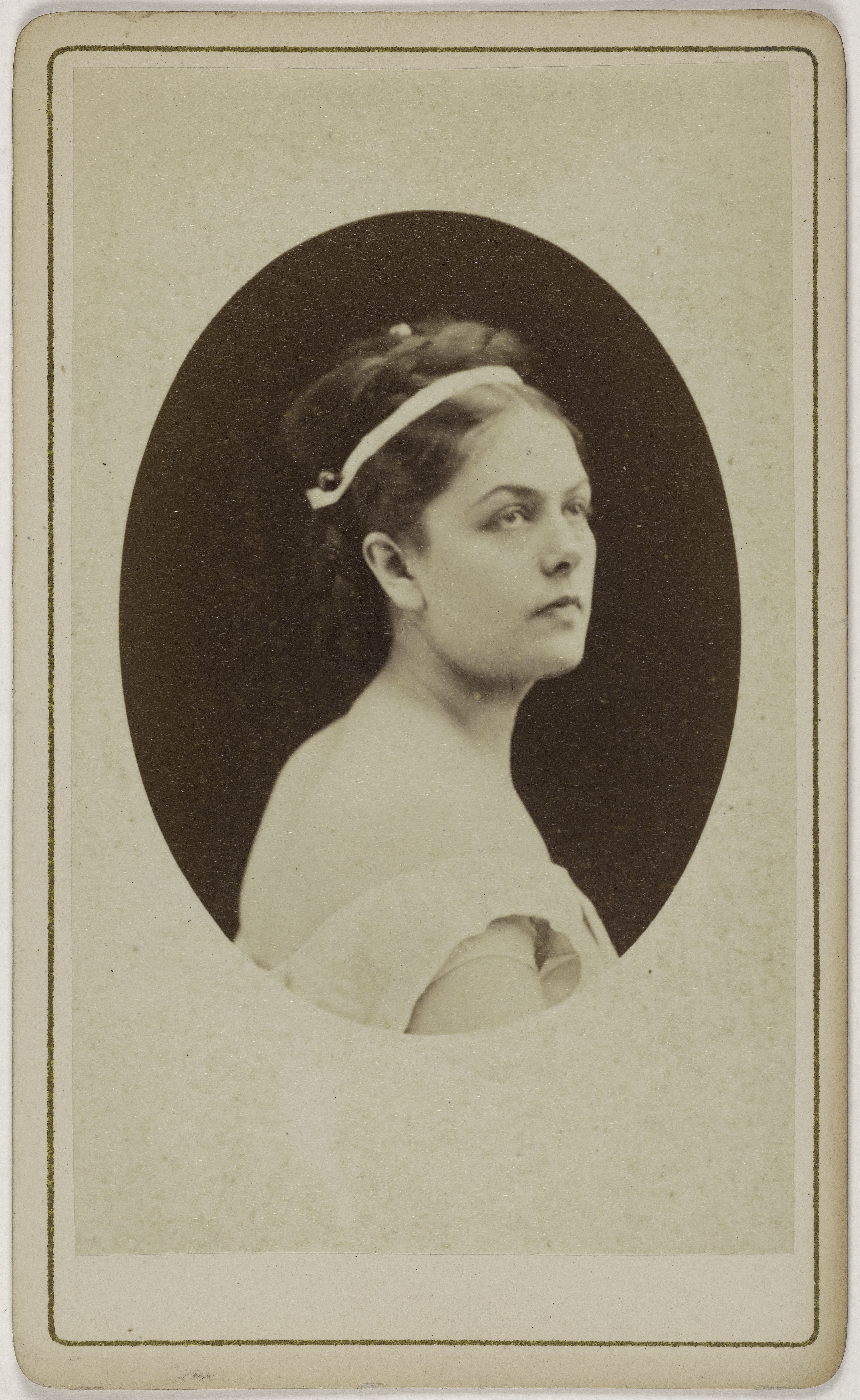 André-Adolphe-Eugène Disdéri, Portrait d'Esther David (actrice)