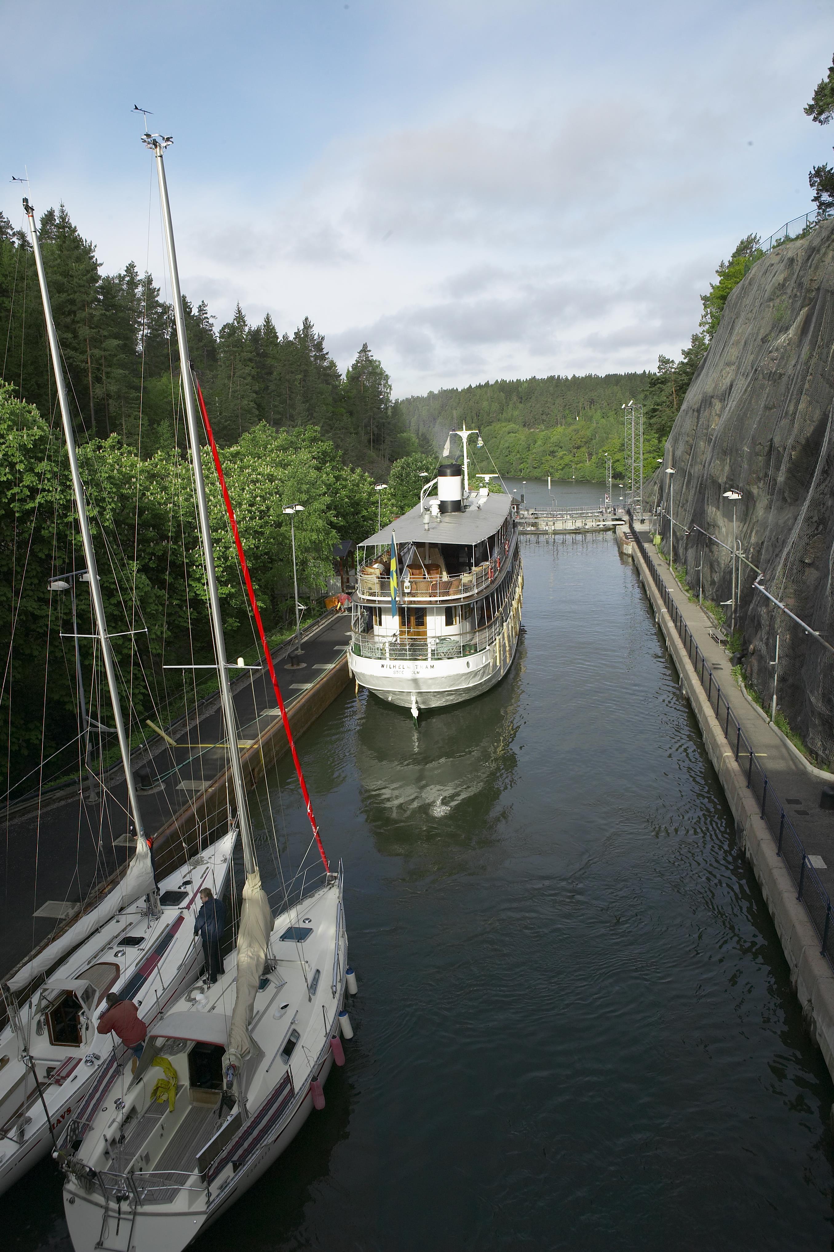 Bengt A Lundberg, Trollhätte kanal