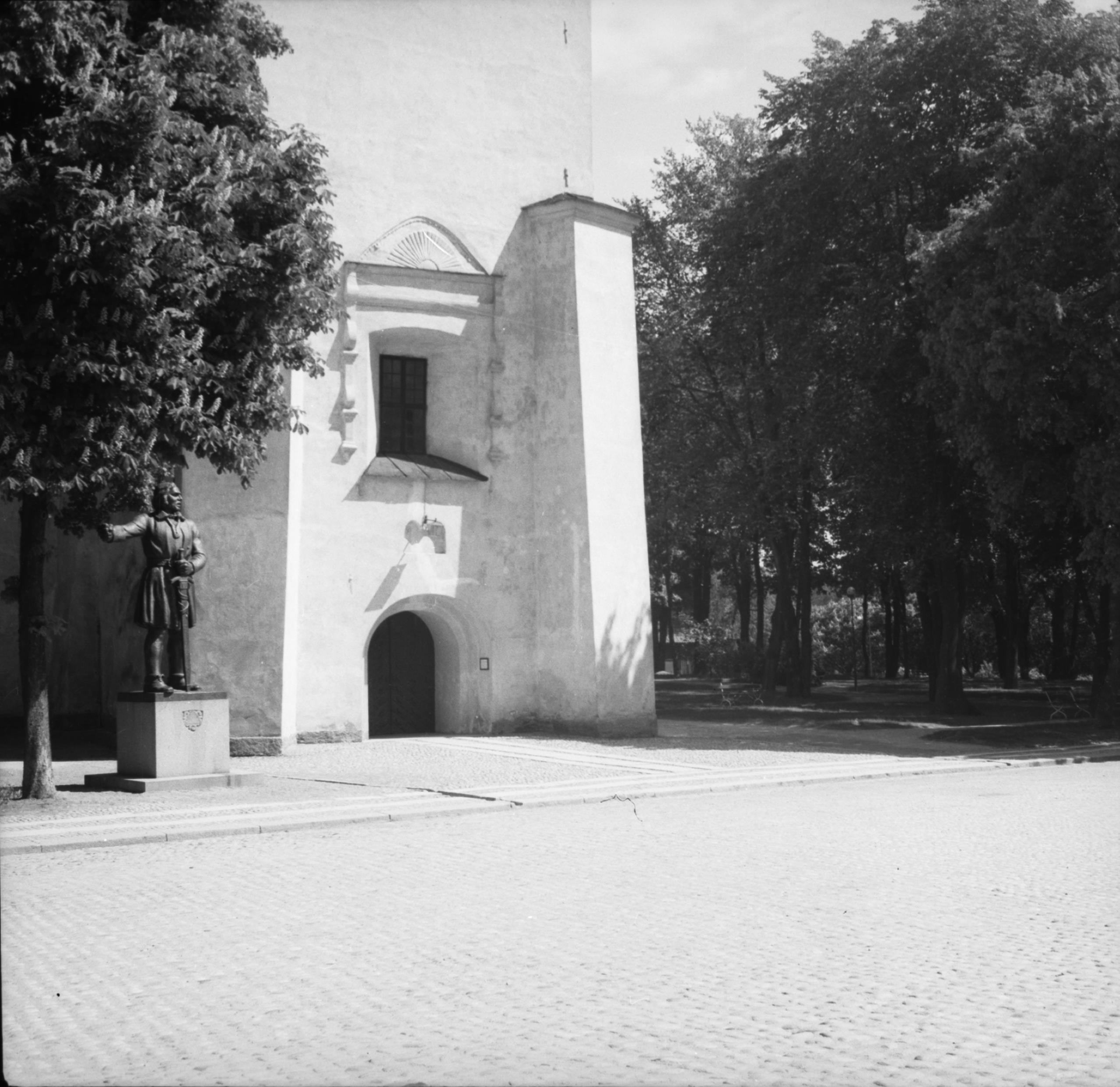 Erik Lundberg, Heliga Trefaldighetskyrkan