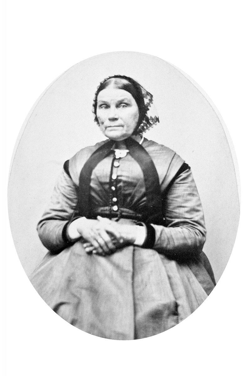 Anno Domkirkeodden, Elisabeth Olsdtr. Grøholt (f. Grindereng) (1811-1883). PORTRETT
