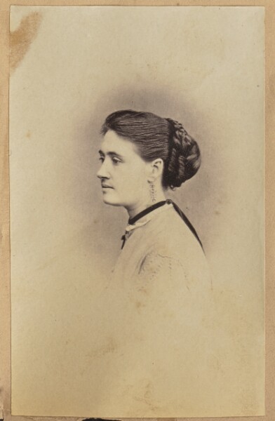 Unknown, [Portrait of a woman]