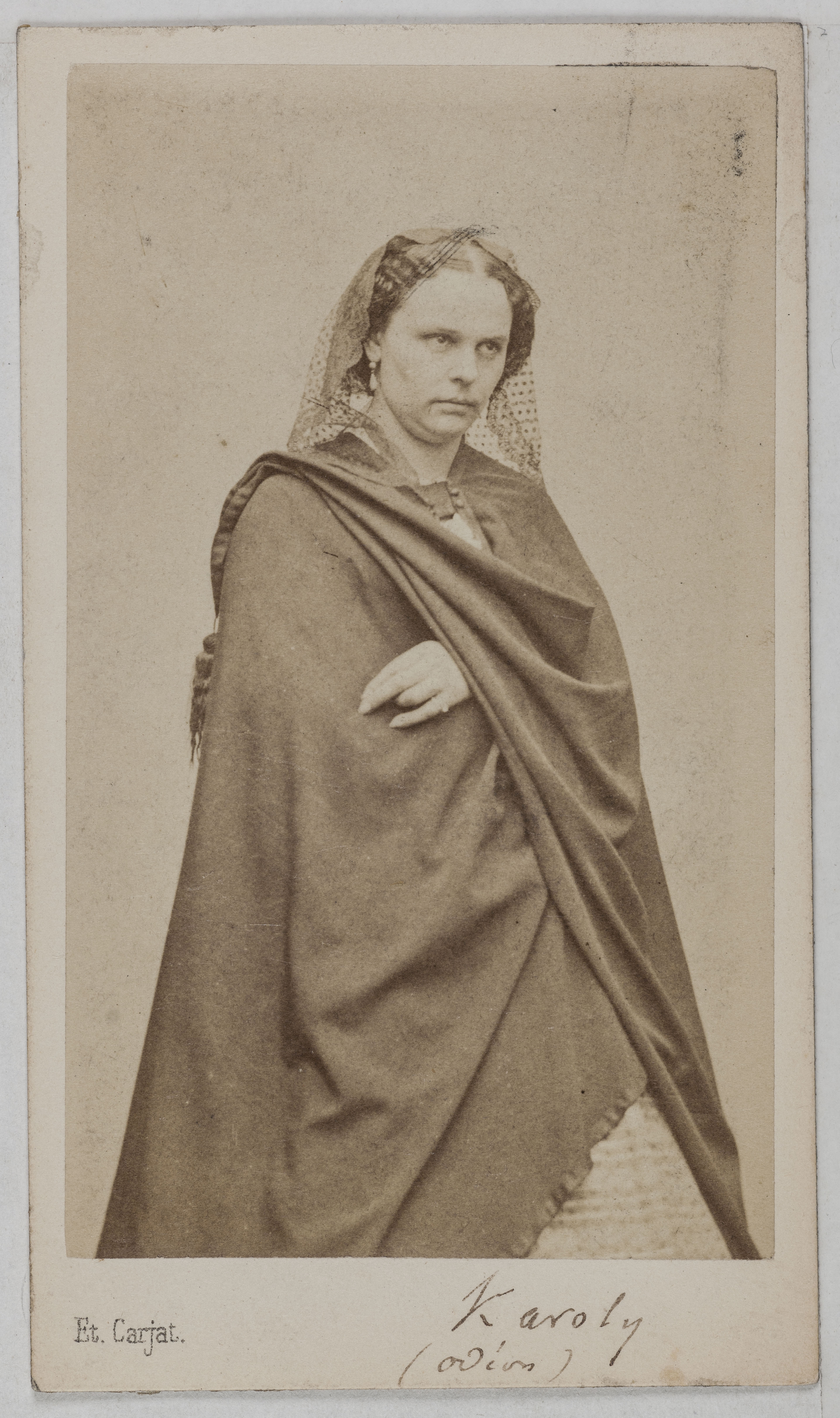 Carjat & Cie, Portrait de Karoly (Caroline Duveau, épouse Maubant, dite), (vers 1840- ), (actrice)