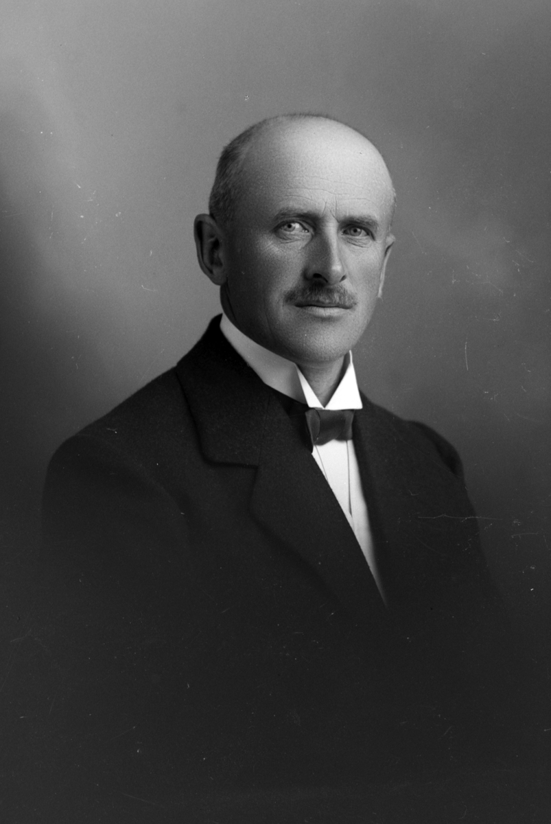 Christian Grundseth, GAARD ST. MESTER, HALVFIG. , 19405