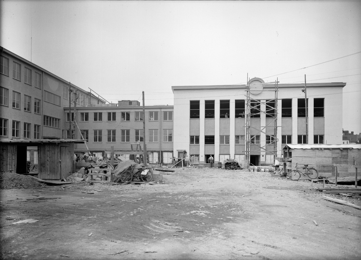 Paul Sandberg, Practical middle school and higher folk school during construction, GötPra. The facade facing GeijersFas