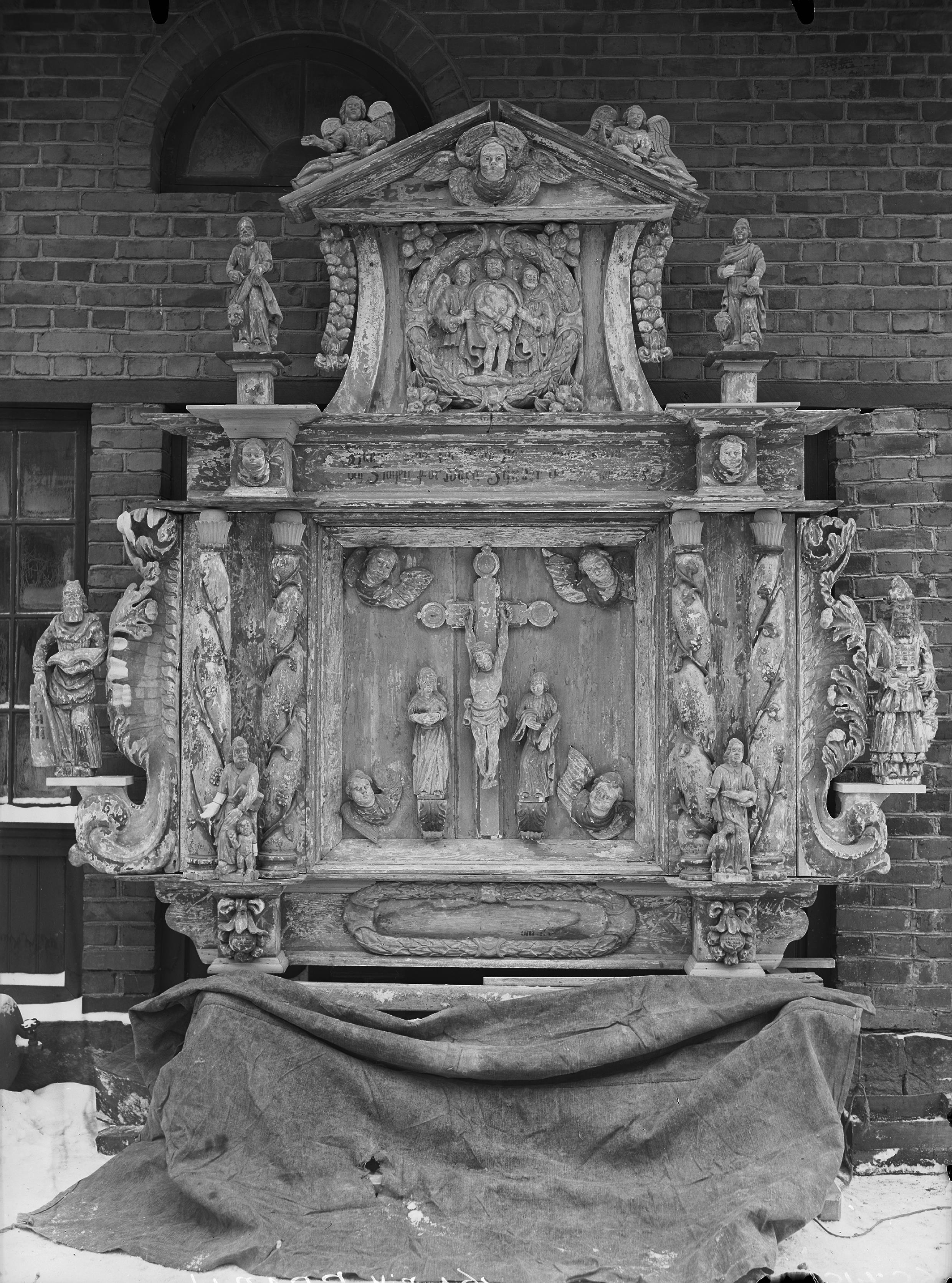 Olle Hellström, Tråvads kyrka