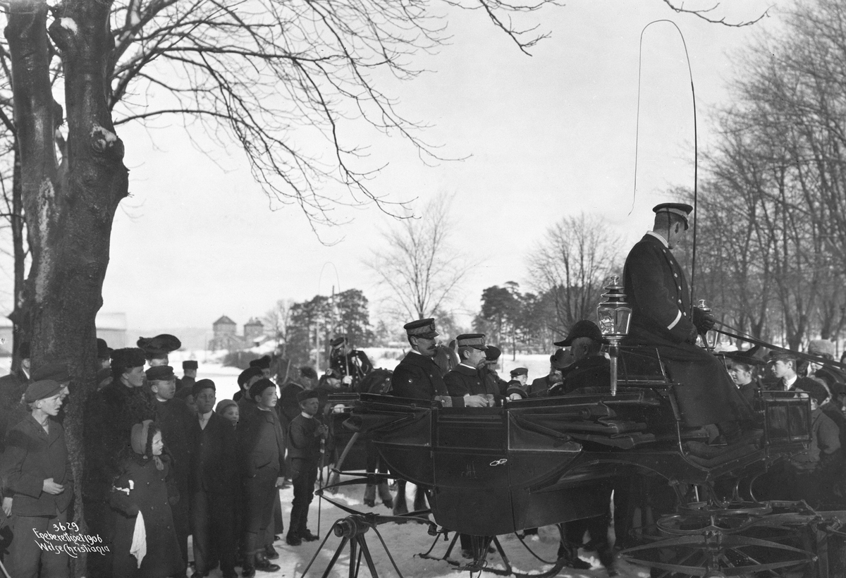 Anders Beer Wilse, Prot: Kongen kjørende fra Krigsskolen Horten 28/2 1906