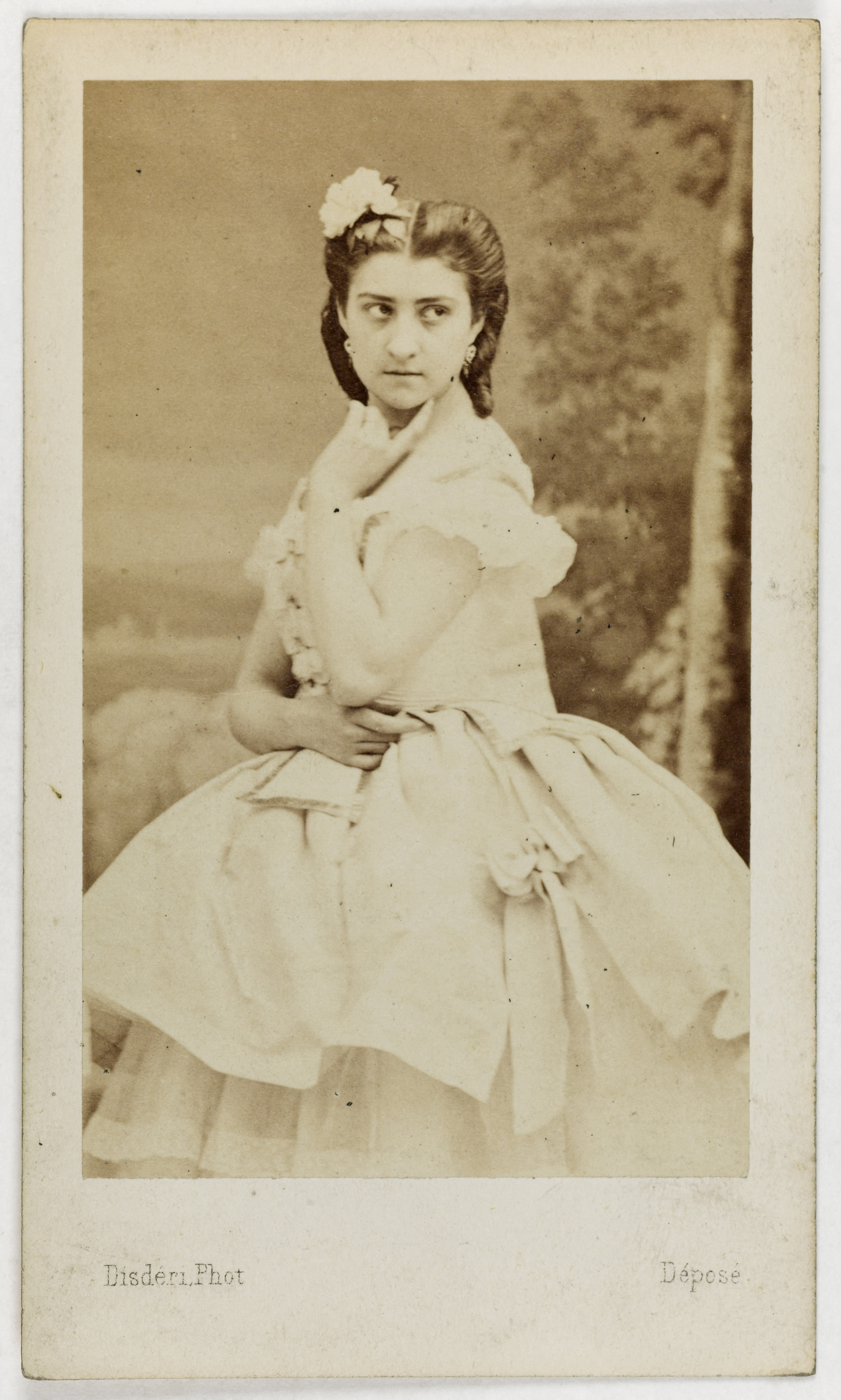 André-Adolphe-Eugène Disdéri, Portrait de Mlle Ernestine Urban, danseuse