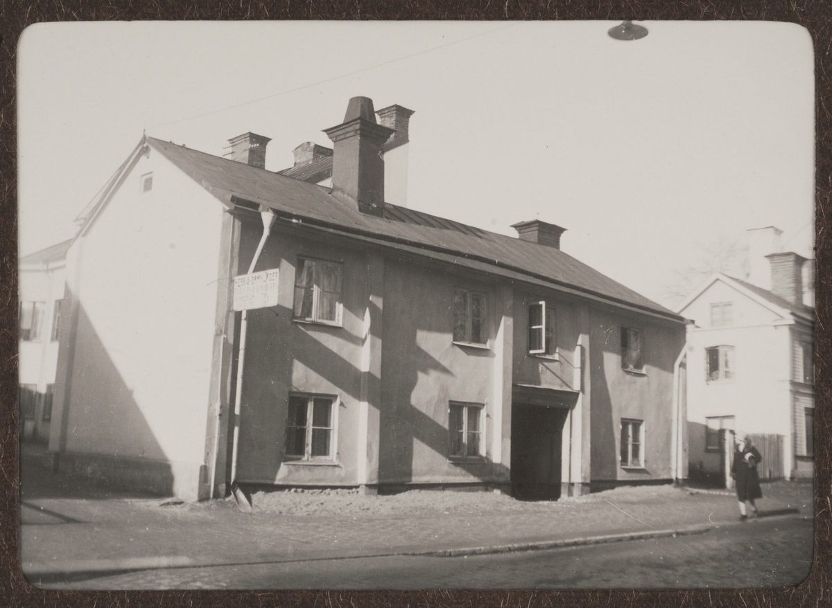 August Fredrik Schagerström, “Upsala, the estate No 31 Kungsgatan,” Uppsala 1929