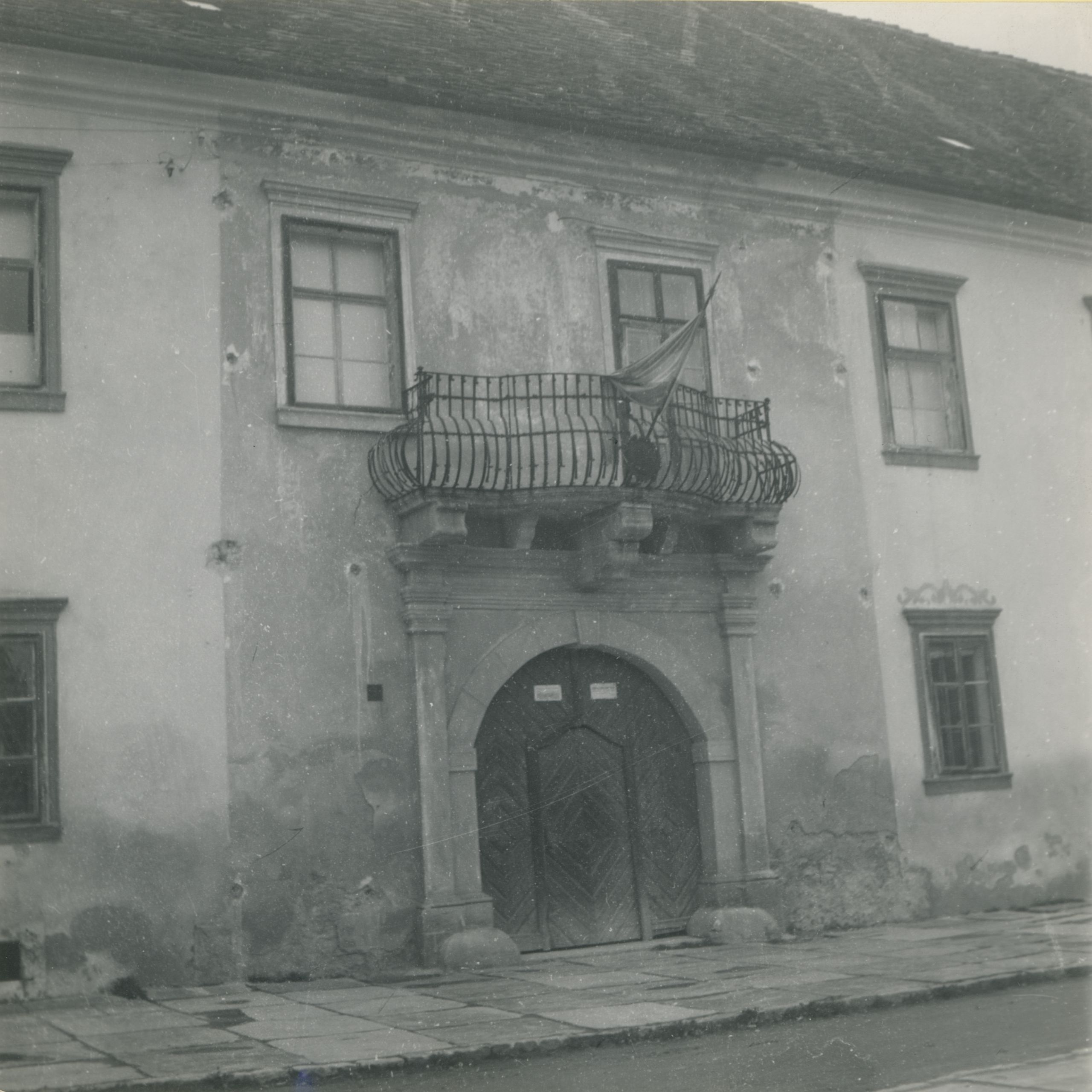 neutvrđen autor, Varaždin - palača Sermage, portal