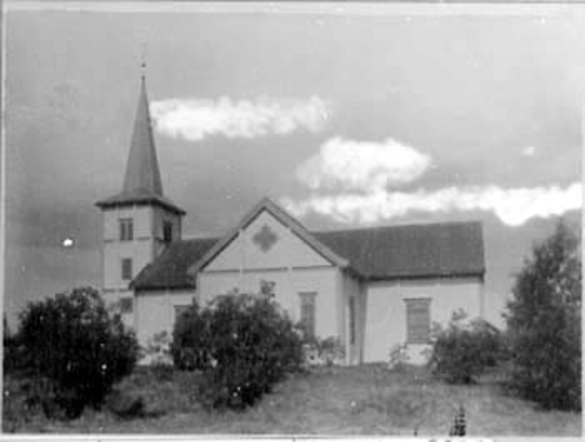 Anno Domkirkeodden, EKSTERIØR: VALLSET KIRKE OGSÅ KALT: TOMTER KIRKE, VALLSET