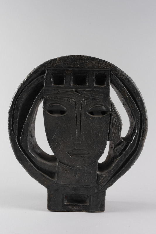 Naima (artist) Uustalu, ceramic head
