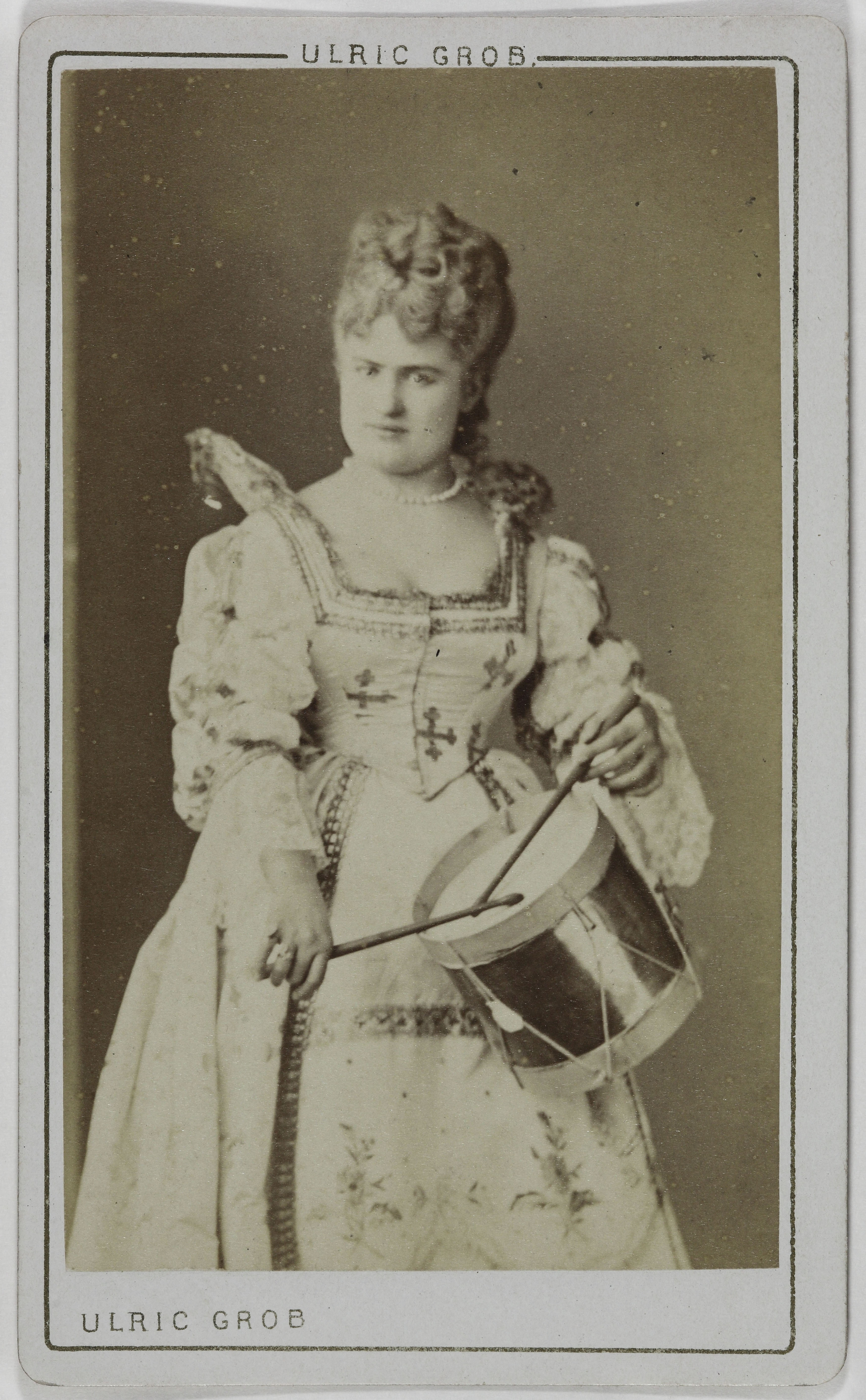 Ulric Grob, Portrait d'Angèle, (actrice)