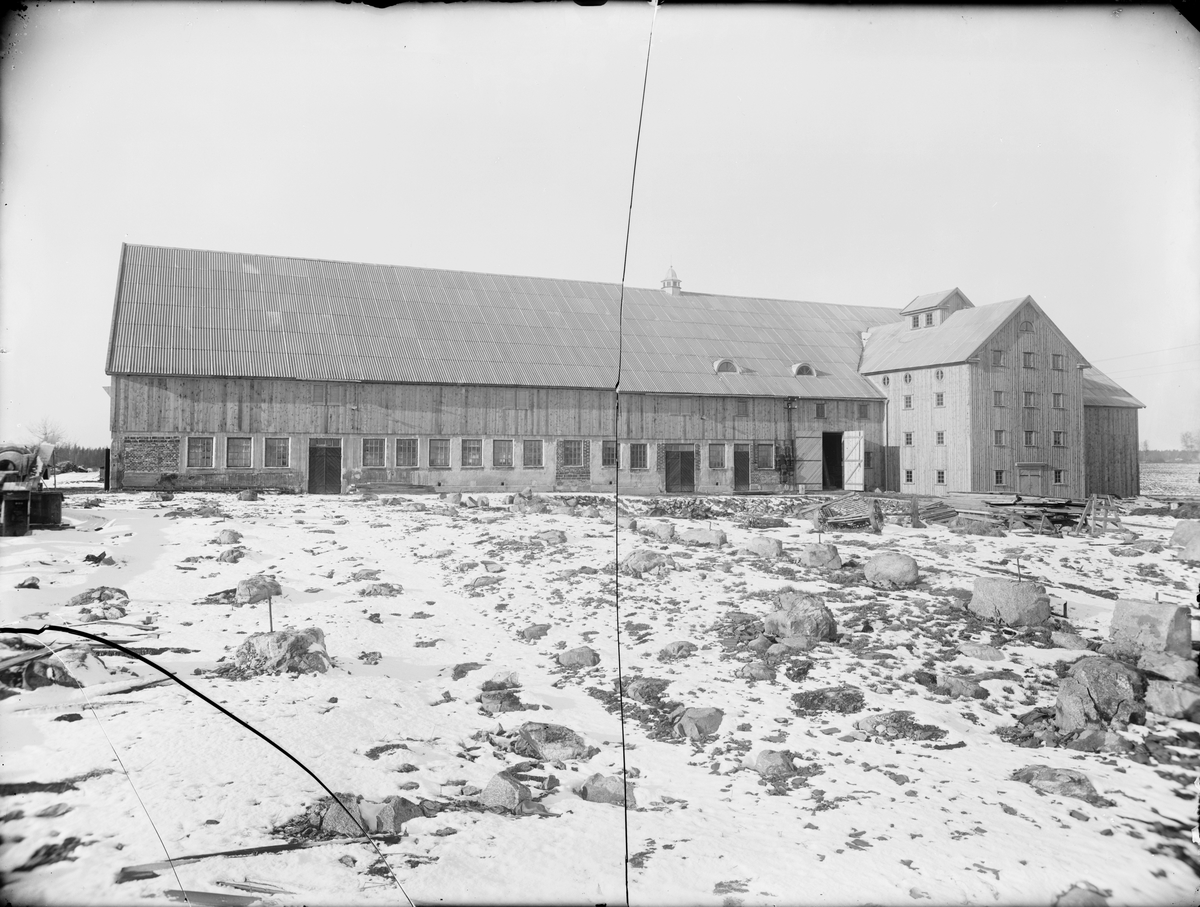 Per Elis Edhlund, Ladugård, Snesslingeberg, Börstils socken, Uppland 1930